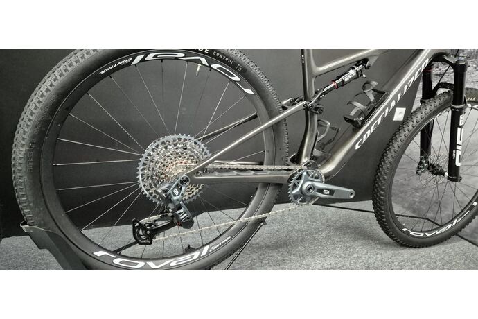 Specialized Epic 8 Expert AXS 2024 TEST BIKE 
