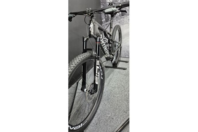 Specialized Epic 8 Expert AXS 2024 TEST BIKE 